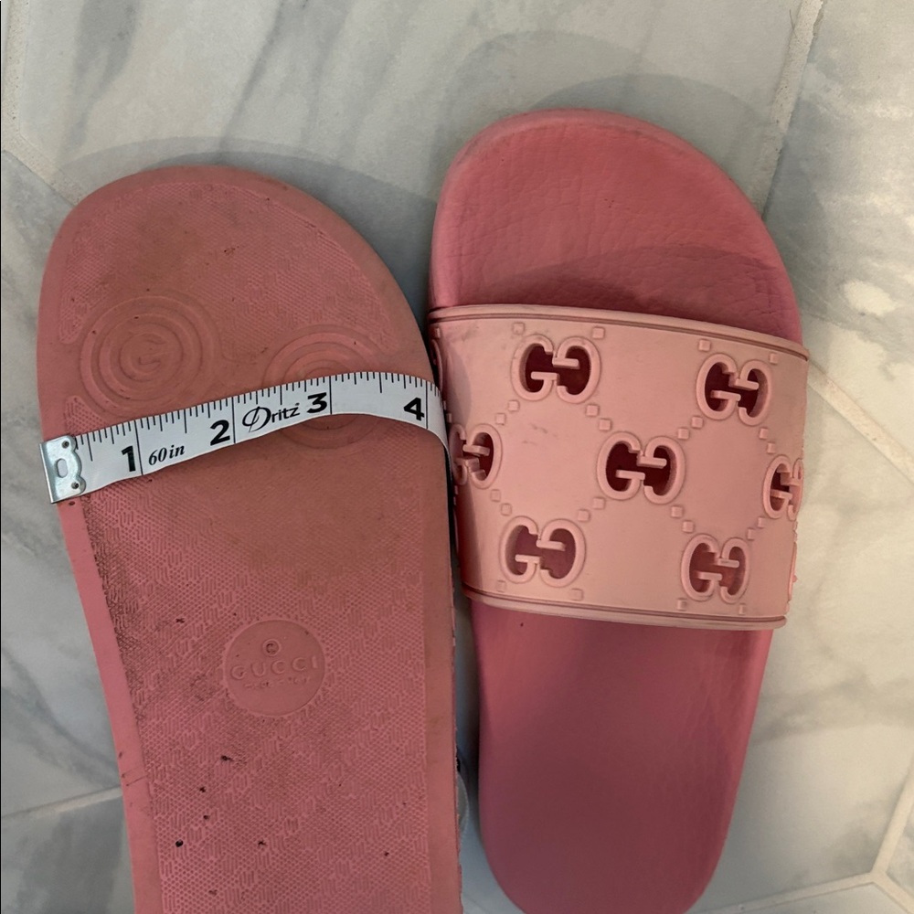 Authentic Gucci Slides Womens Light Pink Rubber - good used condition sz 38/8 - Picture 10 of 11
